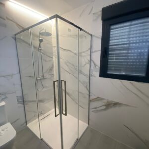 Mampara de ducha PETRA rectangular 2 fijos - 2 puertas correderas 108 cm x 78 cm vidrio ACANALADO acabado ORO MATE