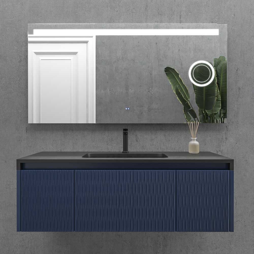 Alto 110 cm  x  40 cm ancho . Luz a 20 cm parte superior. Luz fria .  Alto 110 cm  x  65 cm ancho . Luz a 20 cm parte superior. Luz fria