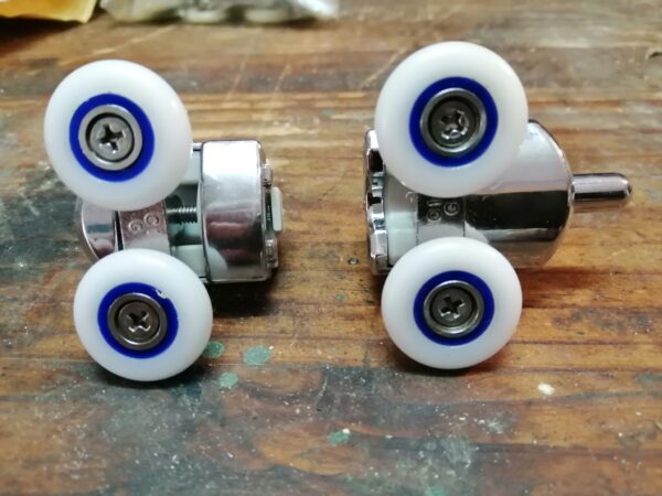Rueda inferior ( 2 uds )  + rueda superior ( 2 uds )