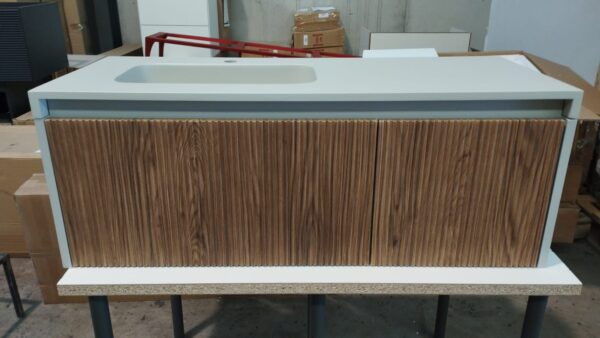 Mueble de baño BINARIO 120 cm 3 cajones ROBLE FRANCES / ARENA  - Encimera SOLID SURFACE 1 seno lavabo izquierda agujero griferia ARENA